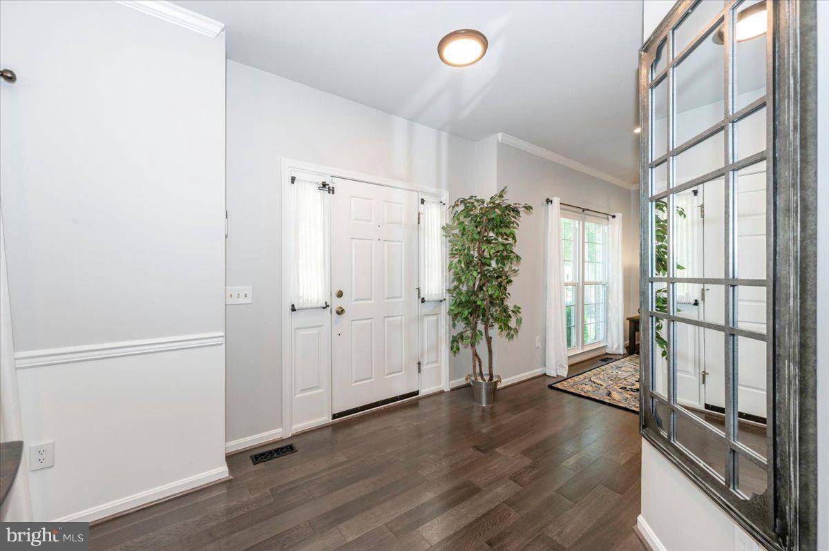 Germantown, MD 20876,21211 VIRGINIA PINE TER
