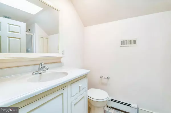 Warrington, PA 18976,2931 BRISTOL RD