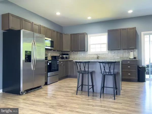 Martinsburg, WV 25401,321 CORALBERRY DR