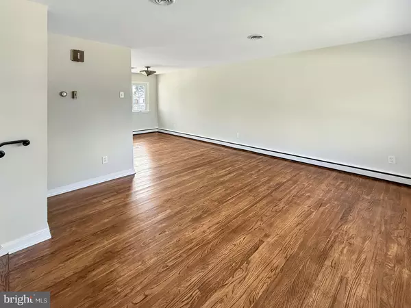 Wilmington, DE 19808,2126 ARMOUR DR