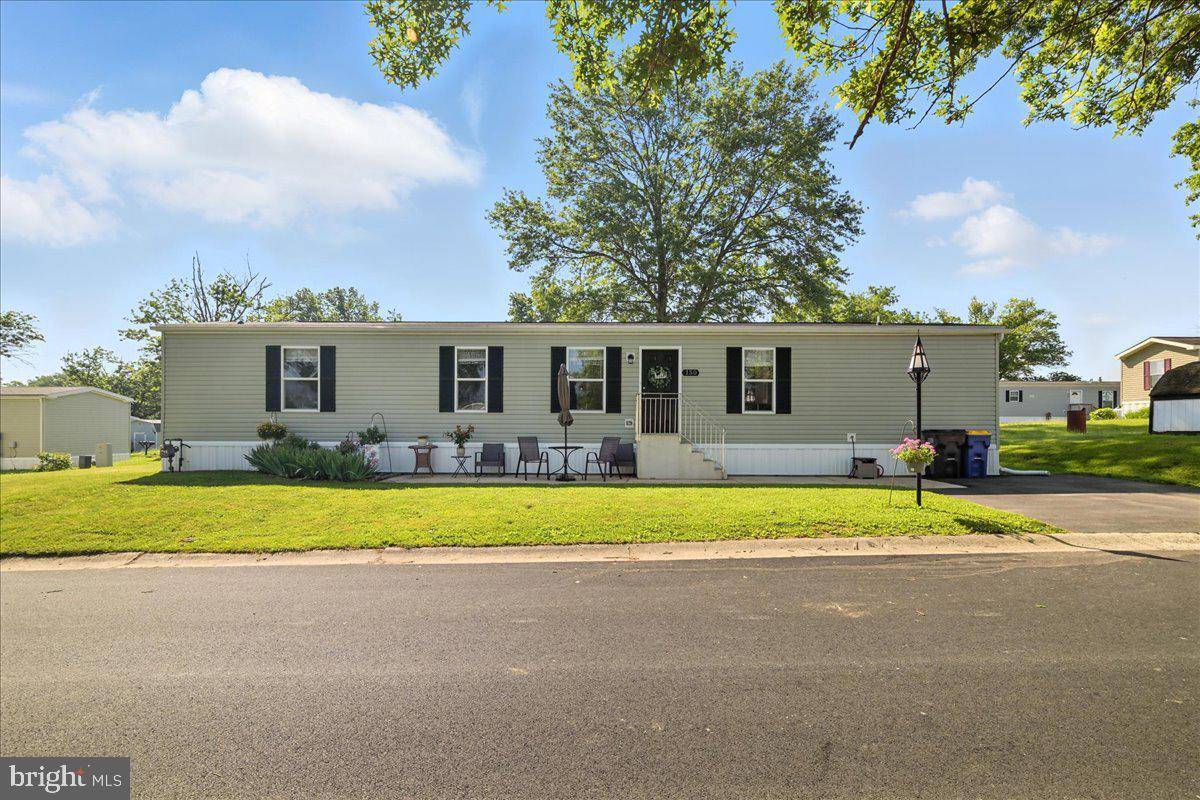 150 PAWNEE AVE, Dover, PA 17315