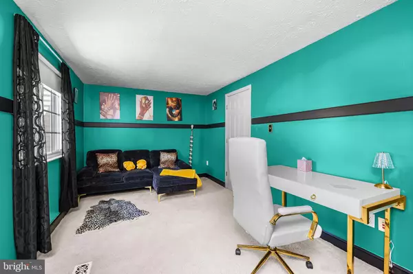 Germantown, MD 20874,12355 QUAIL WOODS DR