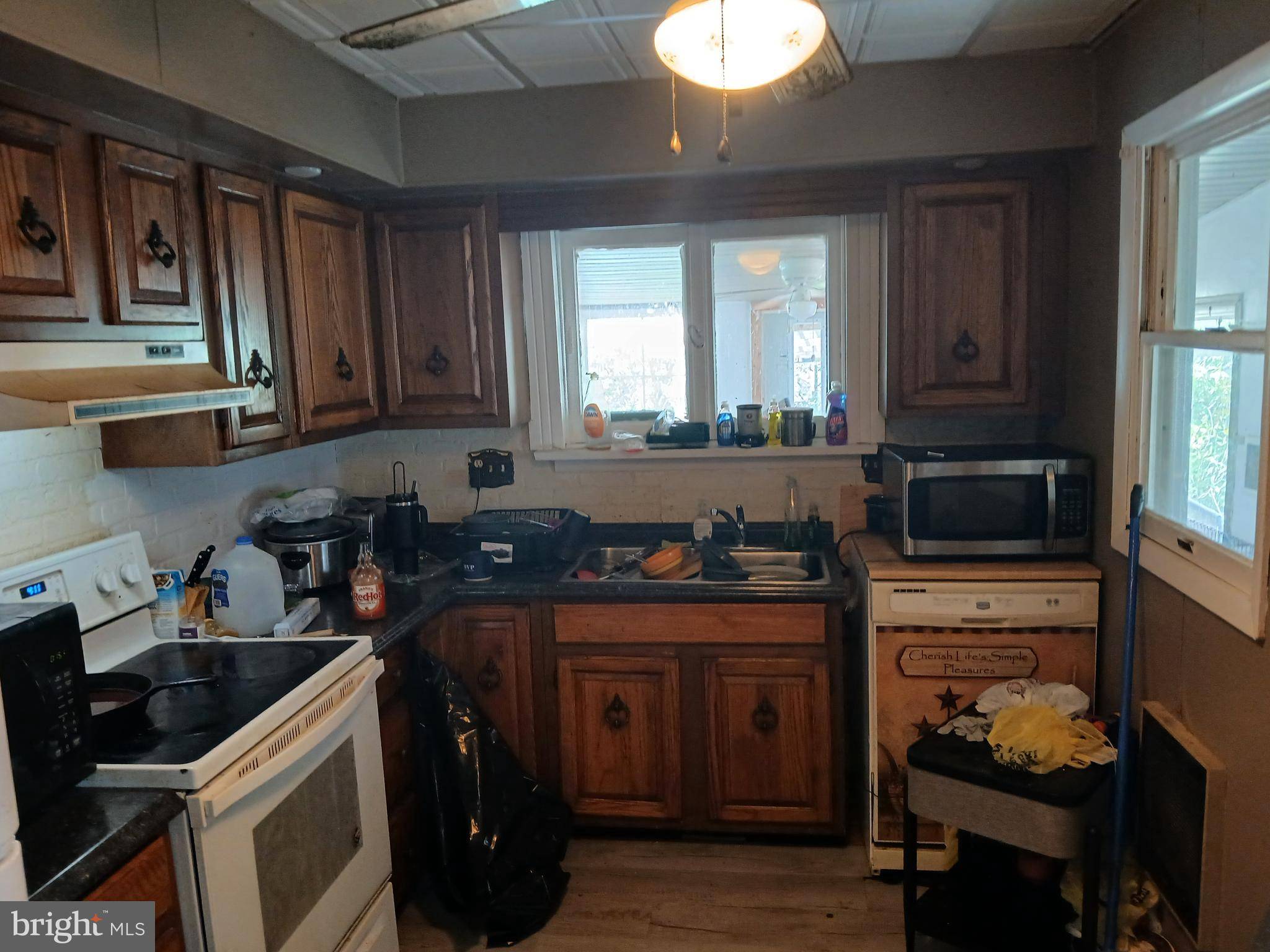 Shamokin, PA 17872,32 S FRANKLIN ST