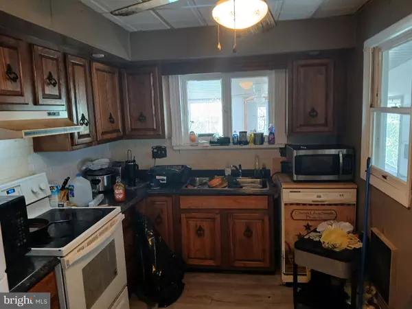 Shamokin, PA 17872,32 S FRANKLIN ST
