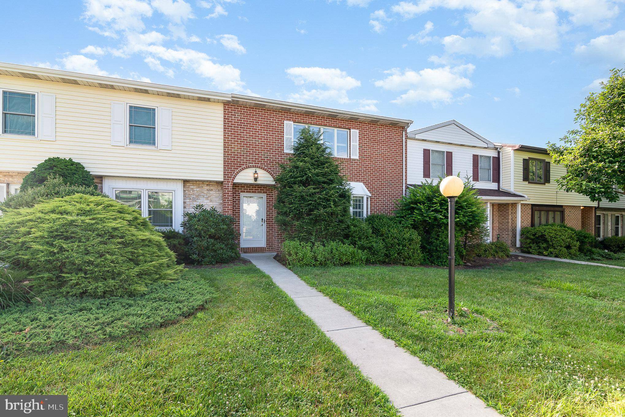 Harrisburg, PA 17110,3817 DORA DR