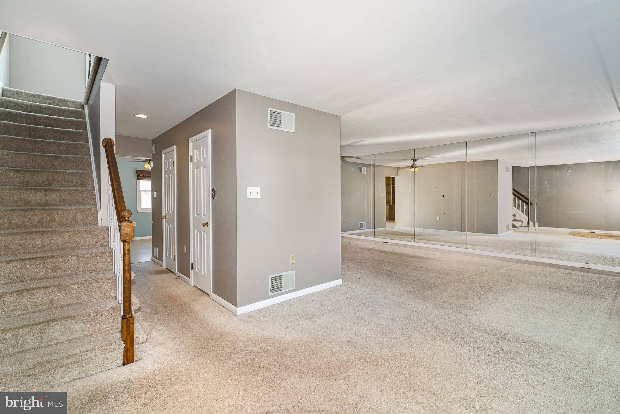 Harrisburg, PA 17110,3817 DORA DR
