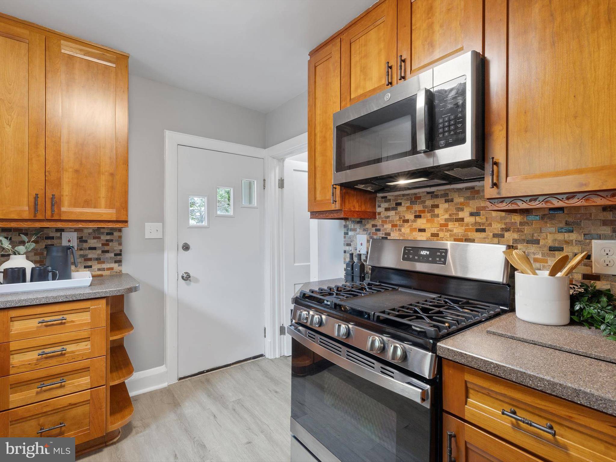 Glen Burnie, MD 21061,210 OAK LN NW