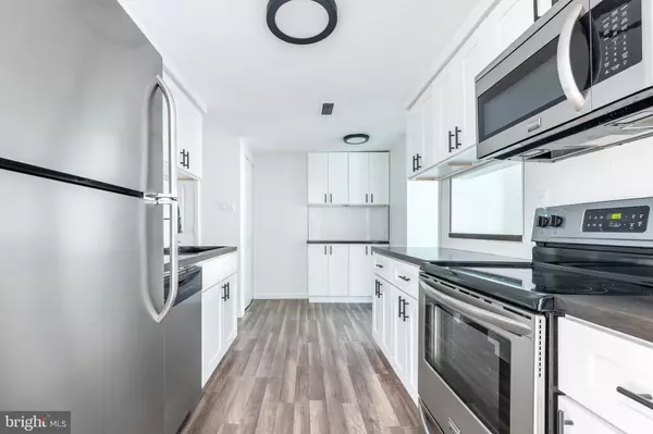 Marlton, NJ 08053,148 BRIAR CT