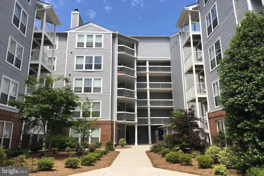 10248 APPALACHIAN CIR #1-D7, Oakton, VA 22124