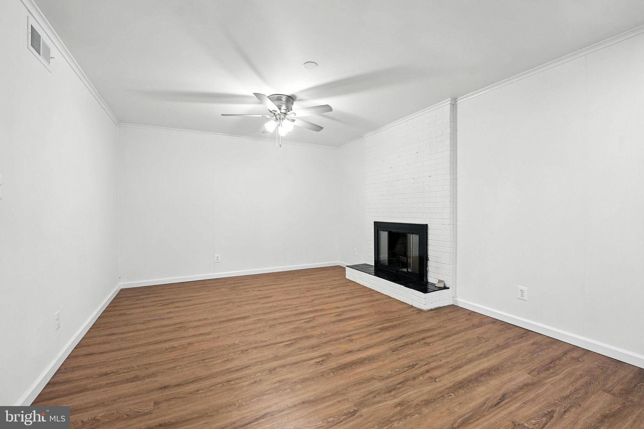 Centreville, VA 20120,14839 HOXTON SQ