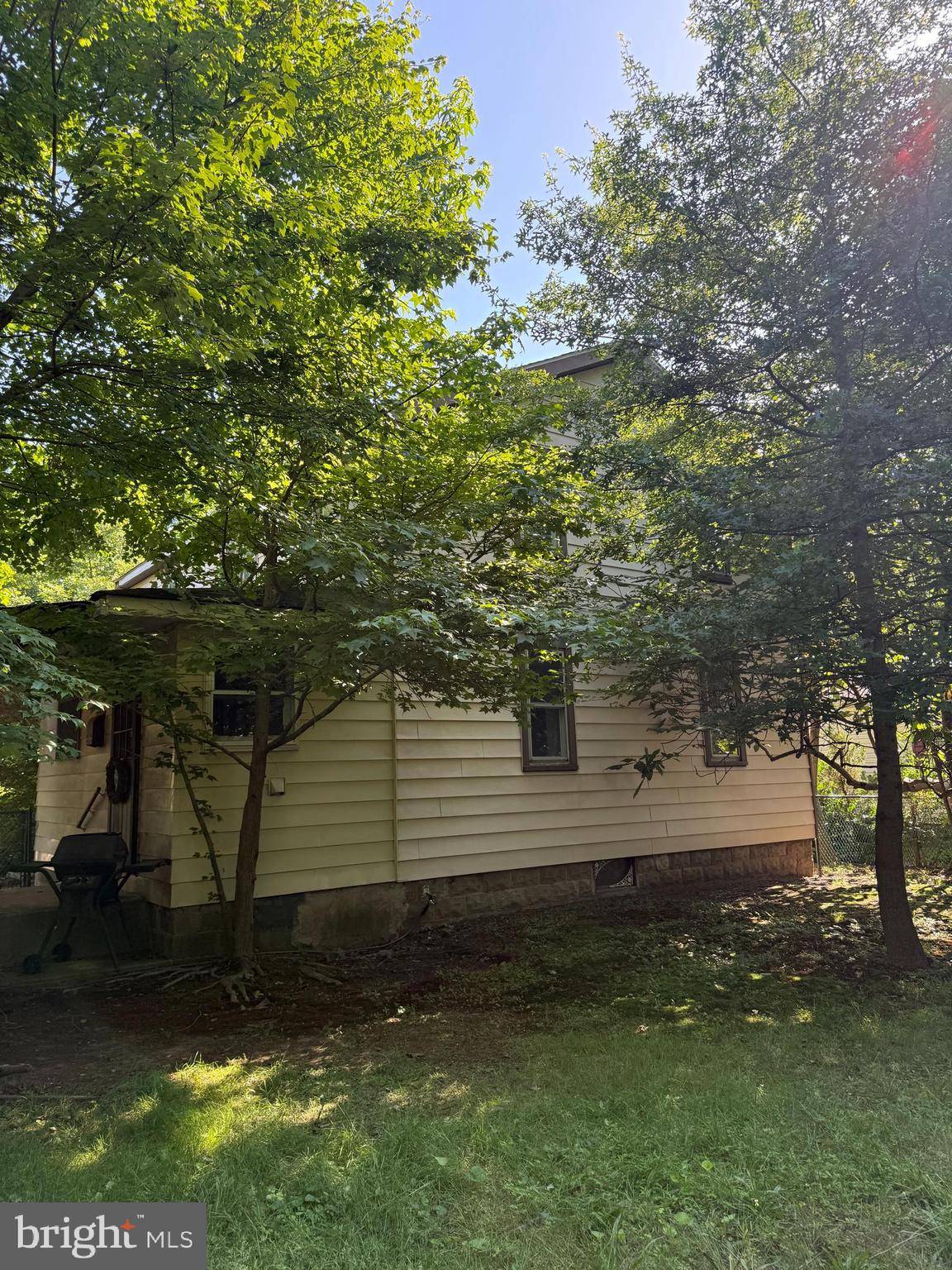 Bristol, PA 19007,618 NEWPORT RD