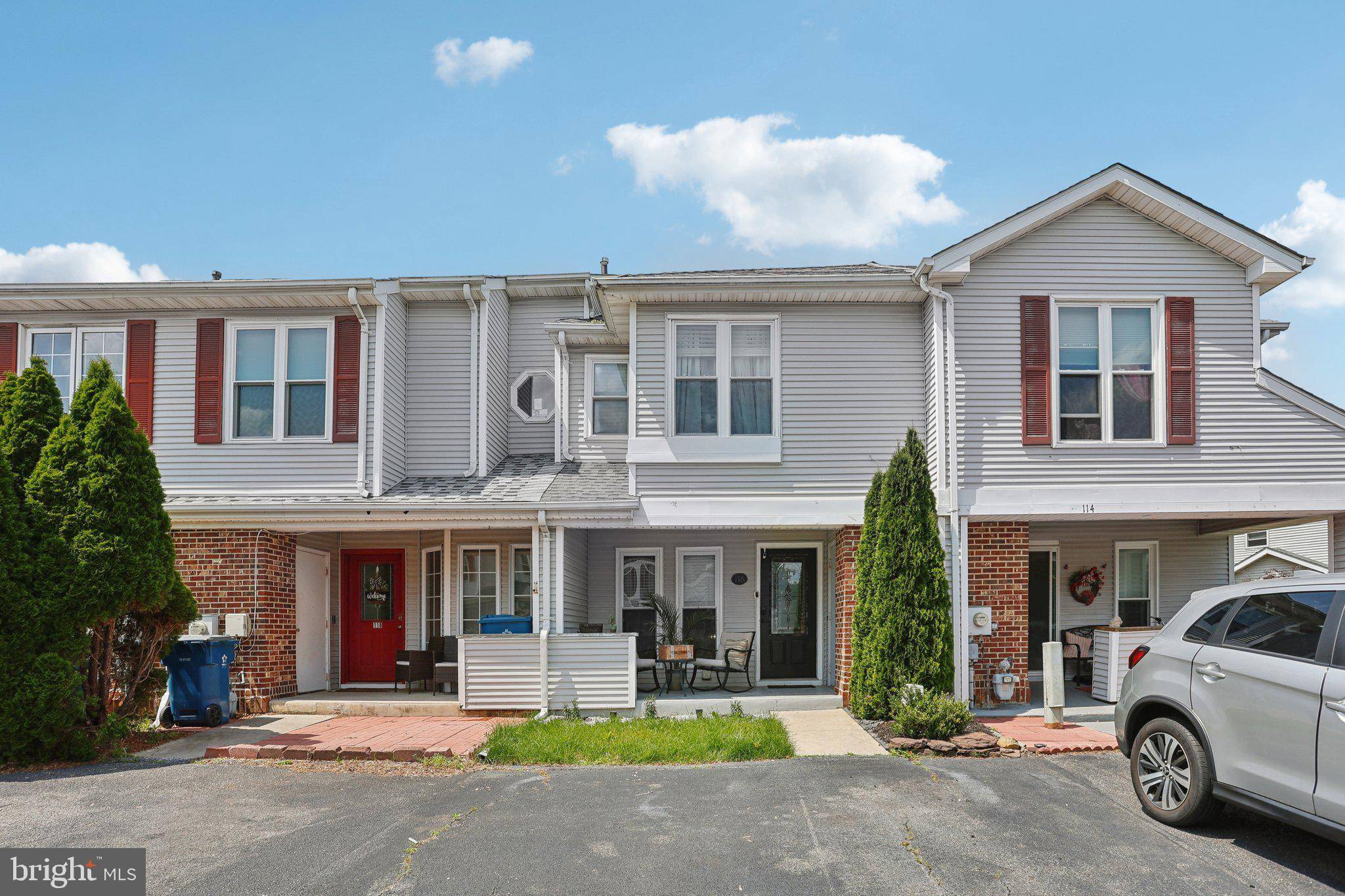 116 LAKE ARROWHEAD CIR, Bear, DE 19701