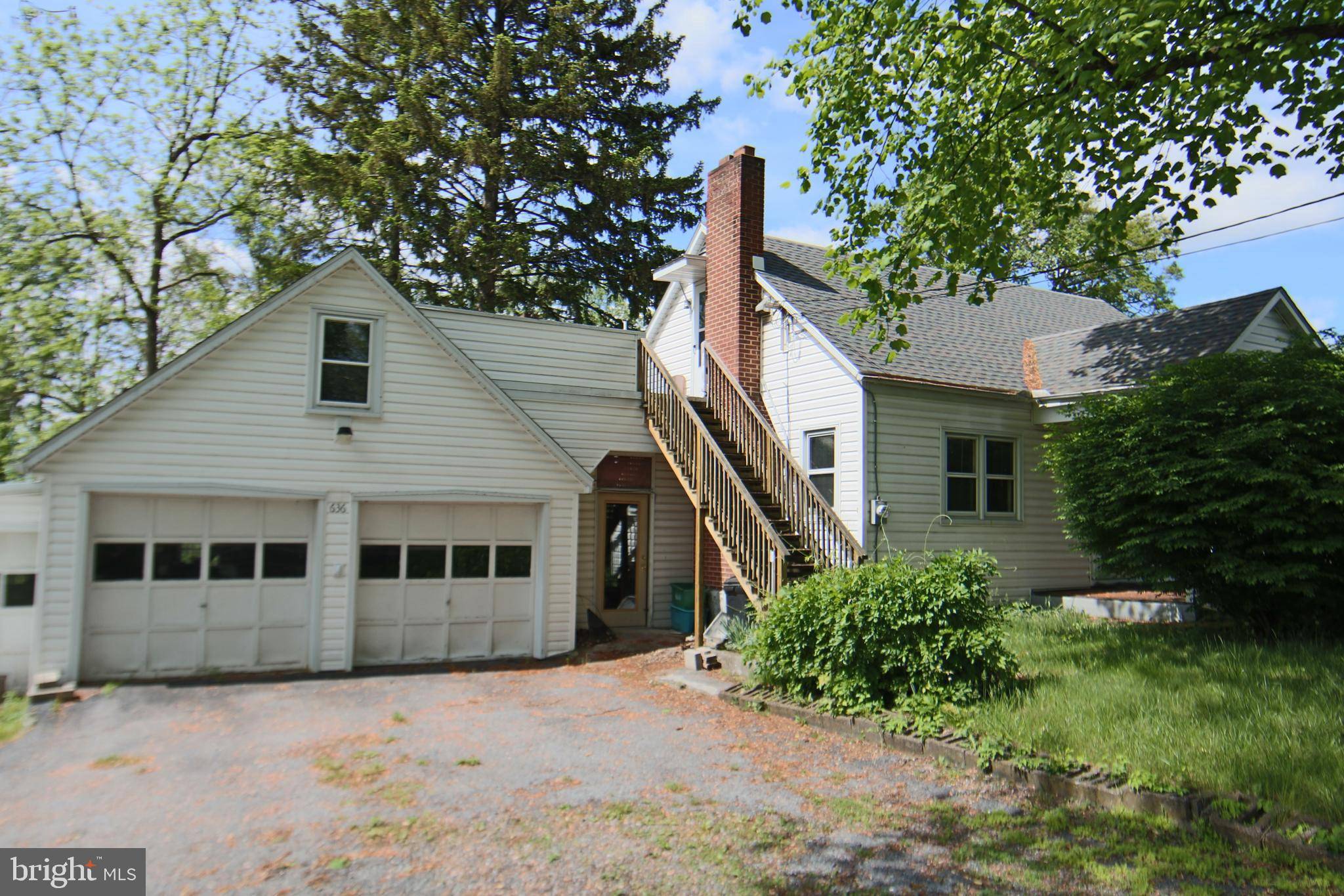 Elizabethtown, PA 17022,636 MOUNT GRETNA RD