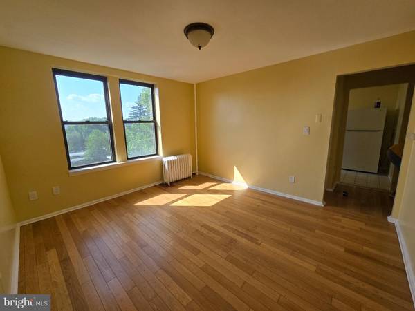 2271 JOHN F KENNEDY BLVD #304, Jersey City, NJ 07304