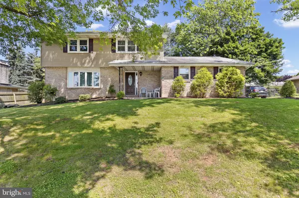 York, PA 17408,1945 NORMANDIE DR