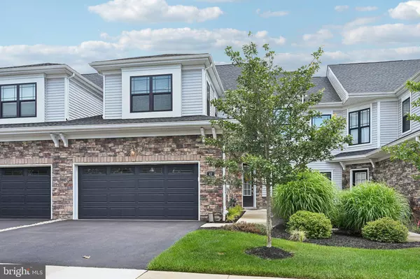 Trenton, NJ 08648,42 DOGLEG LN