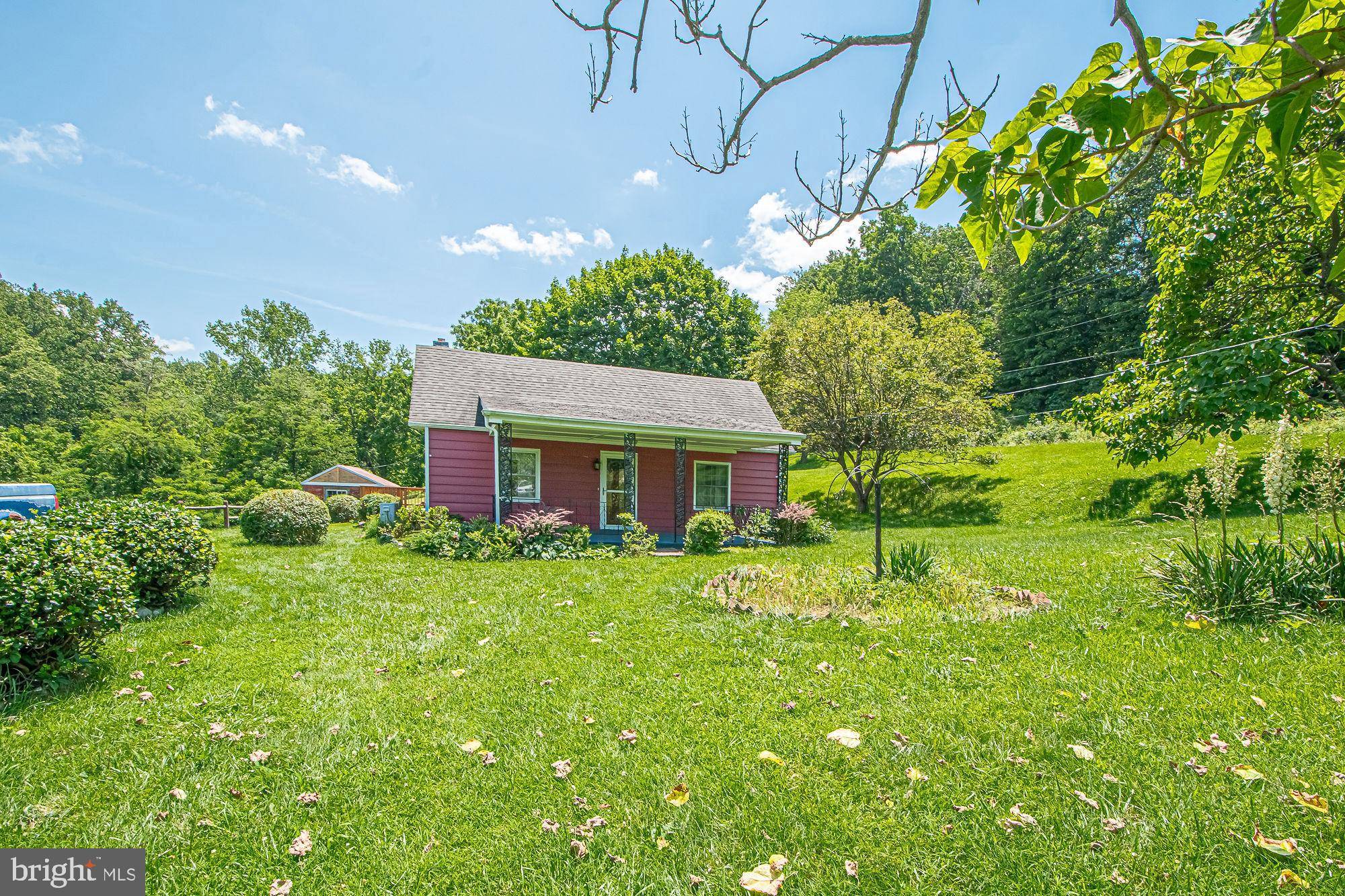 Chester Gap, VA 22623,115 CHESTER GAP RD