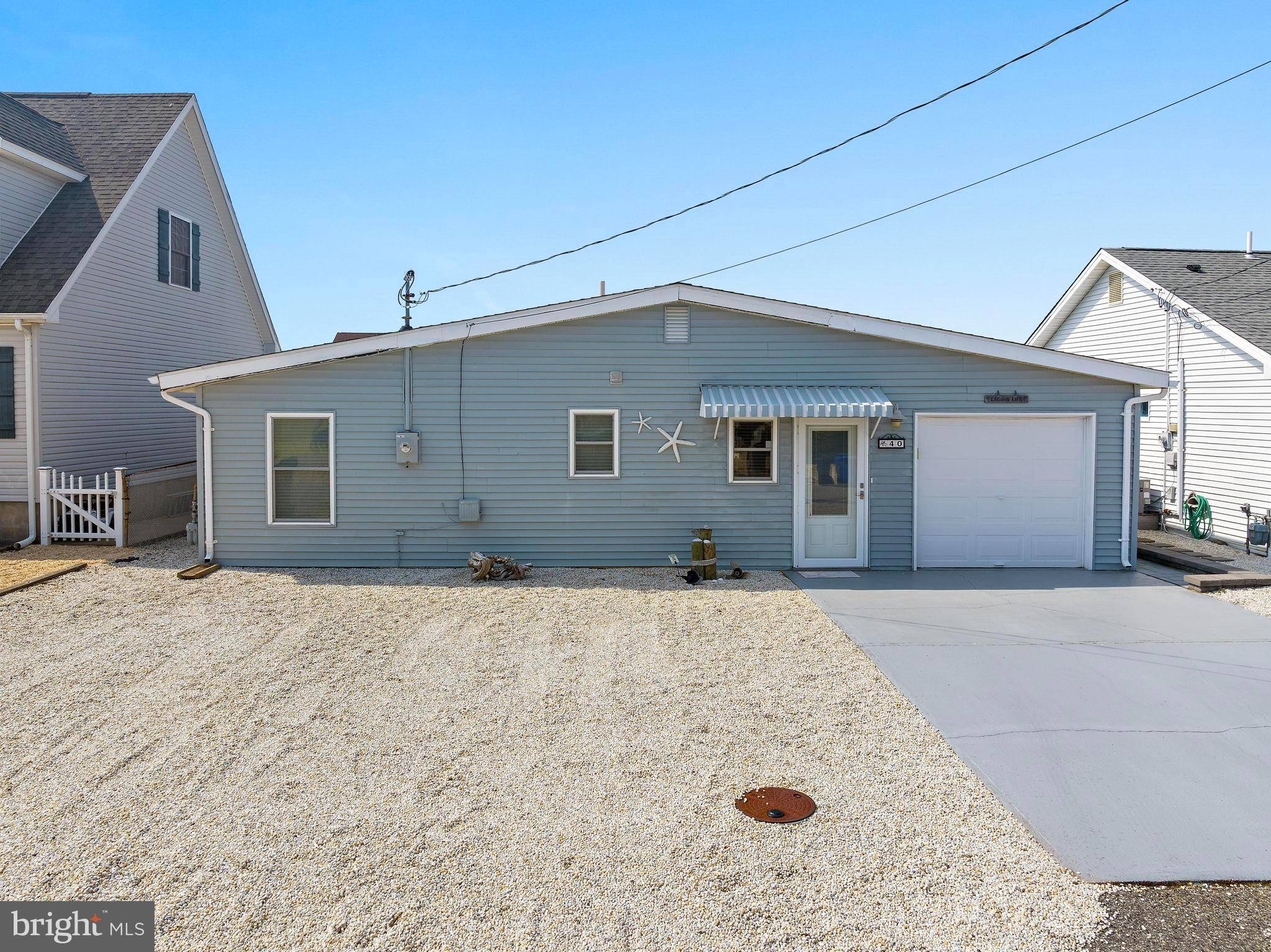 Manahawkin, NJ 08050,40 BEVERLY LN