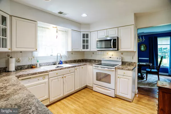 La Plata, MD 20646,406 HICKORY CIR