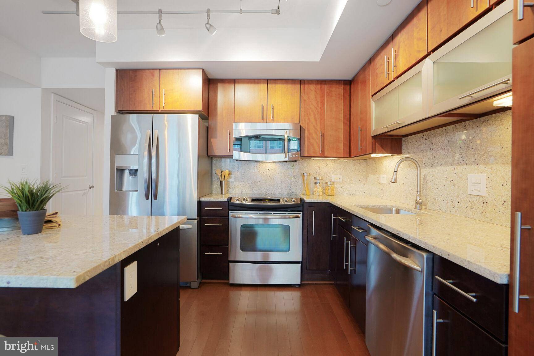Washington, DC 20003,1025 1ST ST SE #809
