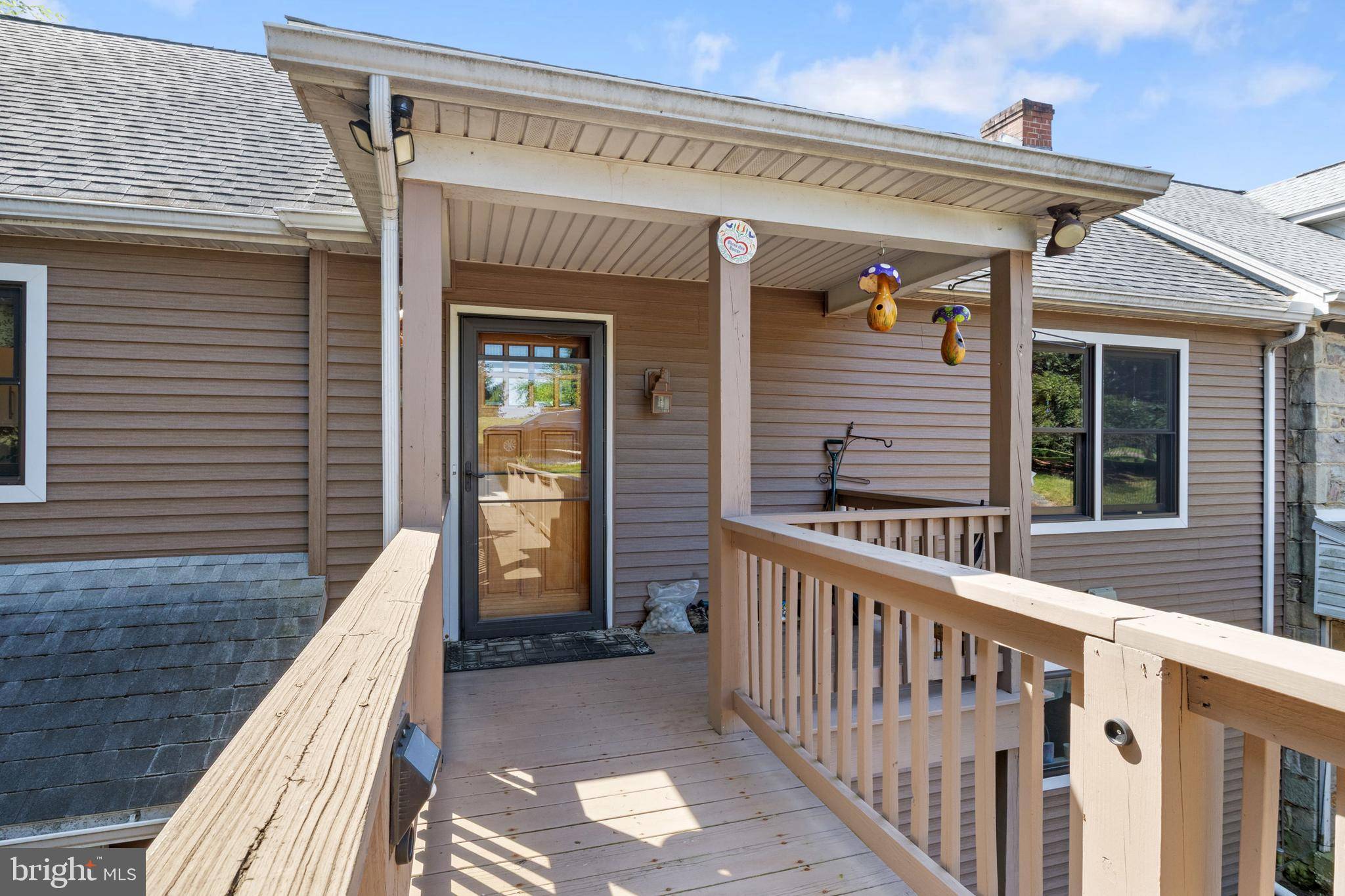 Spring Grove, PA 17362,6403 PAHAGACO RD
