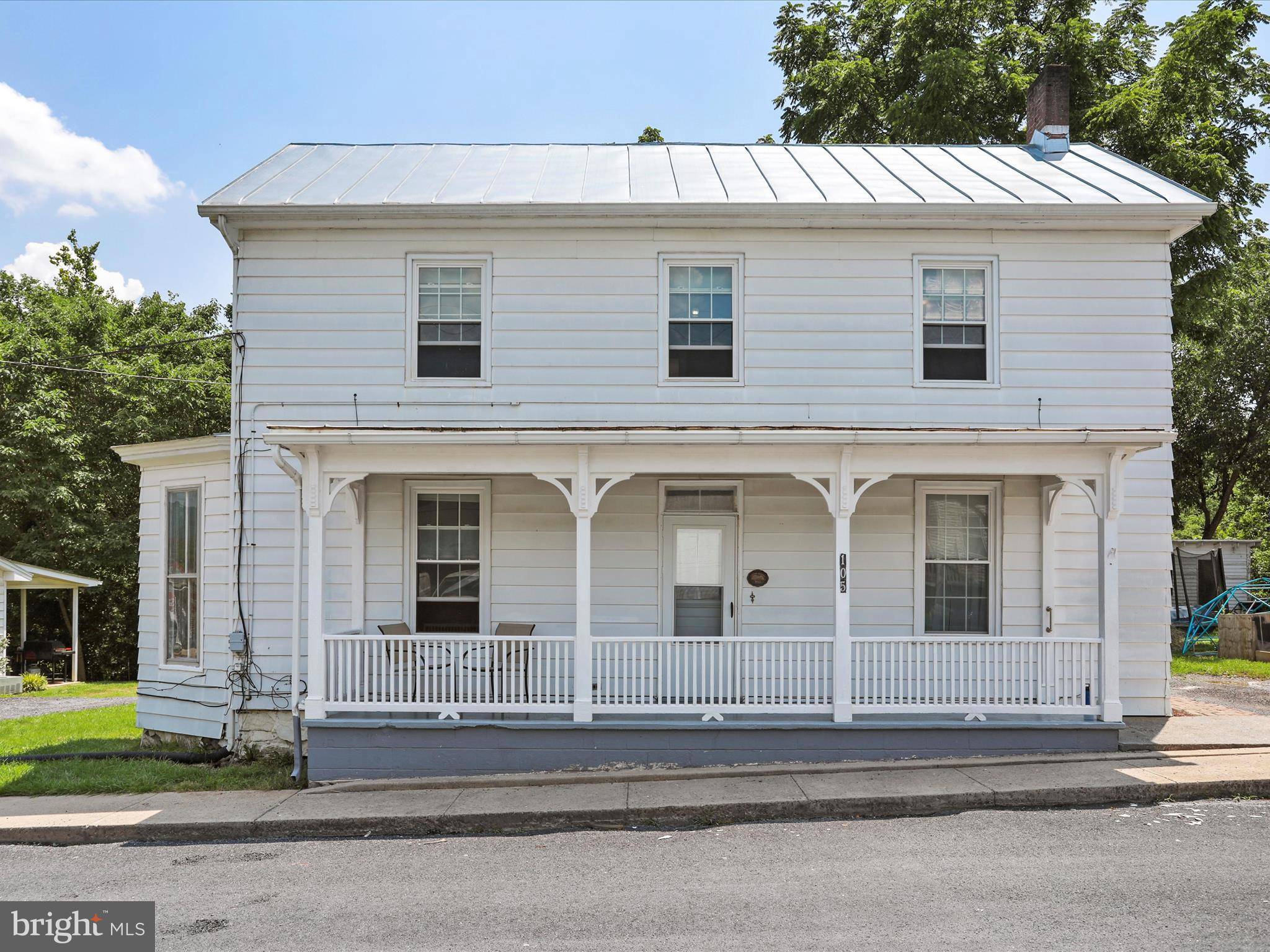 Edinburg, VA 22824,105 WATER ST