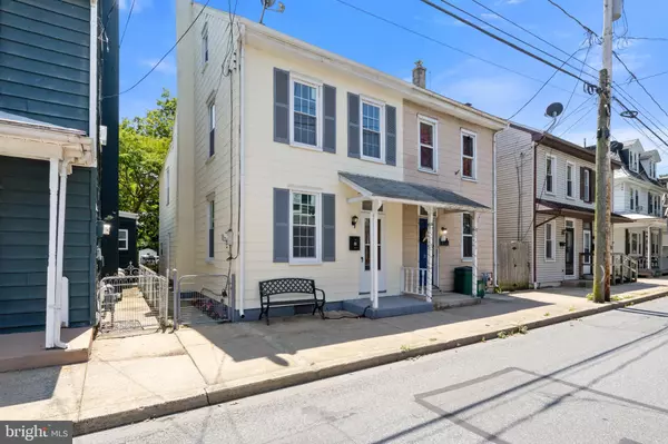 Manheim, PA 17545,33 W FERDINAND ST