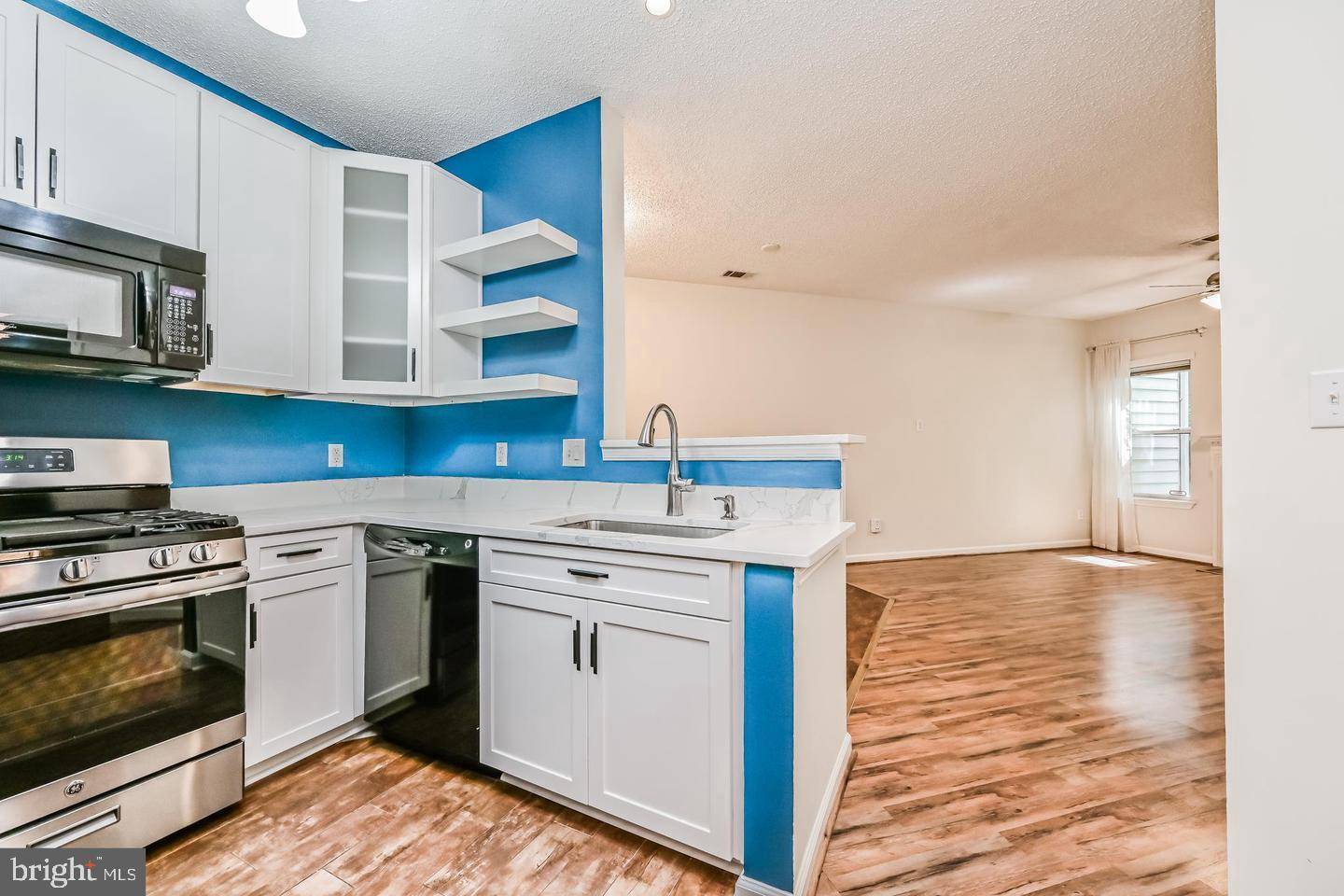 13070 AUTUMN WOODS WAY #105, Fairfax, VA 22033