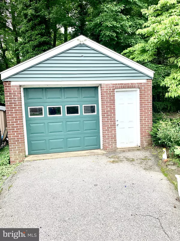 Claymont, DE 19703,14 1/2 FORREST AVE