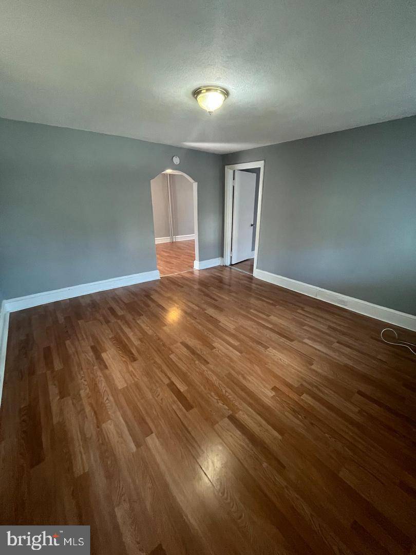 Woodbury, NJ 08096,723 N BROAD ST