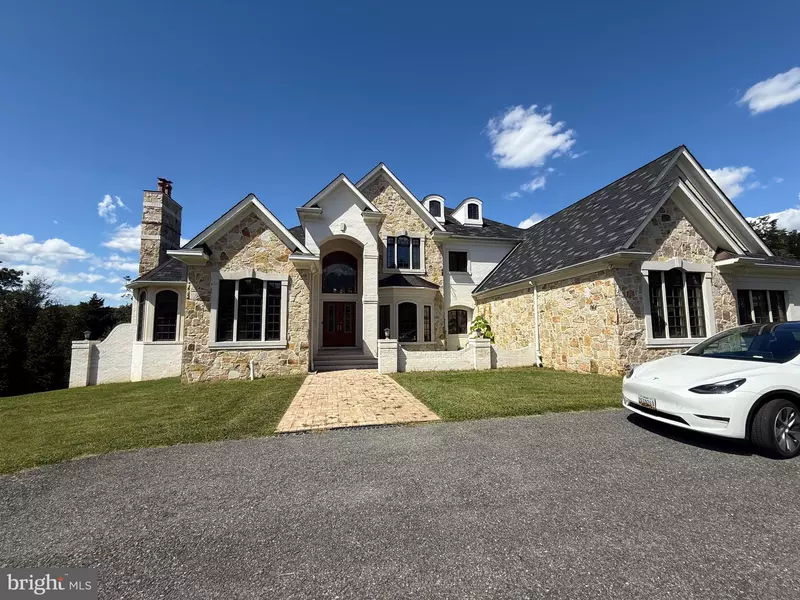 10130 COUNSELMAN RD, Potomac, MD 20854