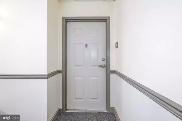 Washington, DC 20009,1308 CLIFTON ST NW #118