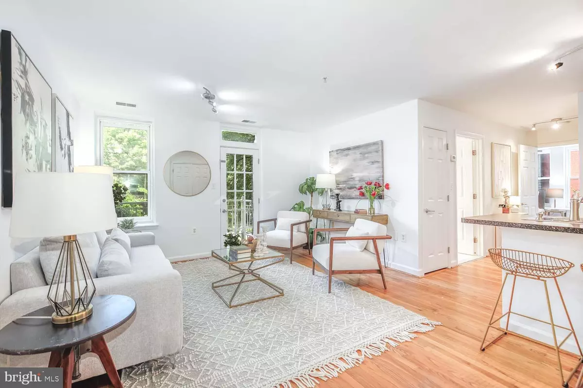 Washington, DC 20009,1308 CLIFTON ST NW #118