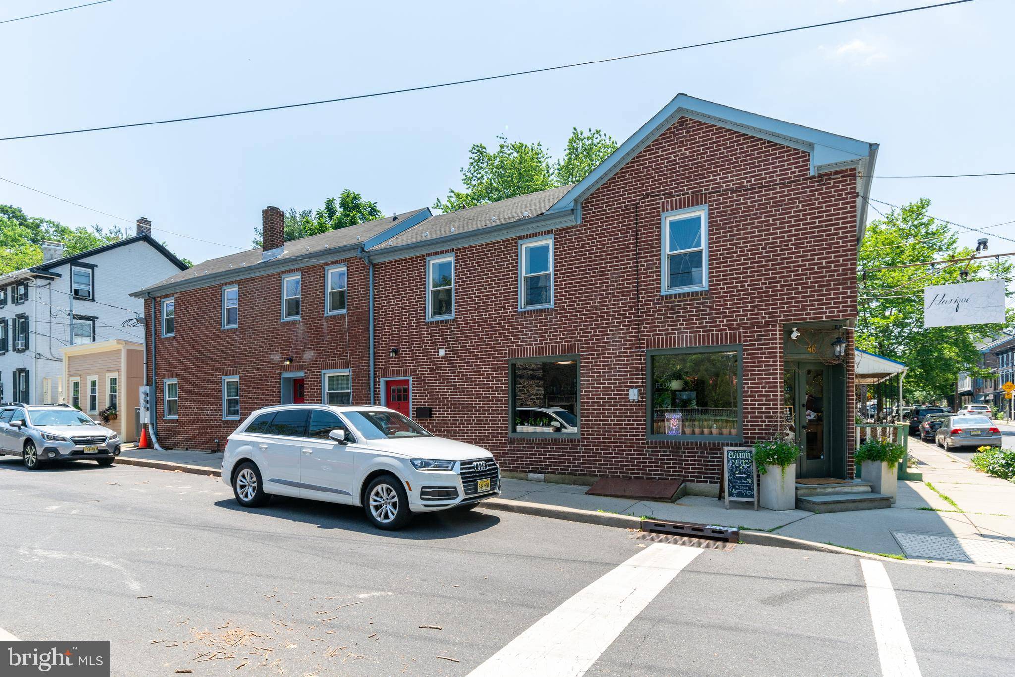 Lambertville, NJ 08530,46 S MAIN ST