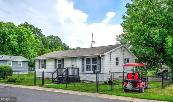 310 FRANKLIN ST, Colonial Beach, VA 22443
