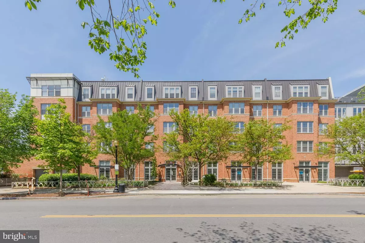 Washington, DC 20003,1391 PENNSYLVANIA AVE SE #542