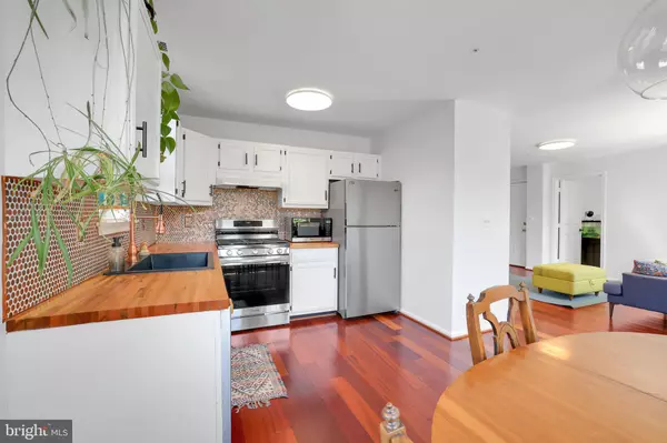 Washington, DC 20017,1218 PERRY ST NE #301