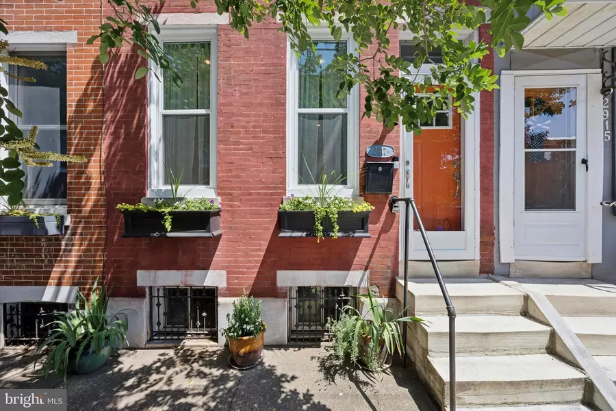 2917 OGDEN ST, Philadelphia, PA 19130