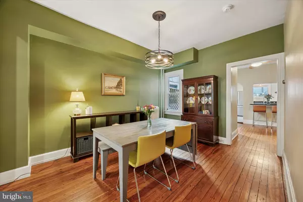 Philadelphia, PA 19130,2917 OGDEN ST