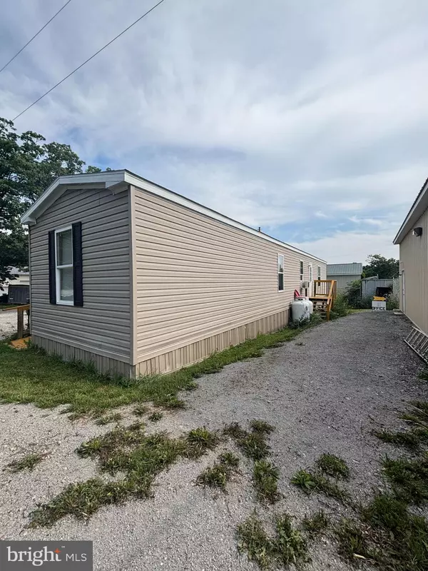 Spring Grove, PA 17362,7500 HILLSIDE DR