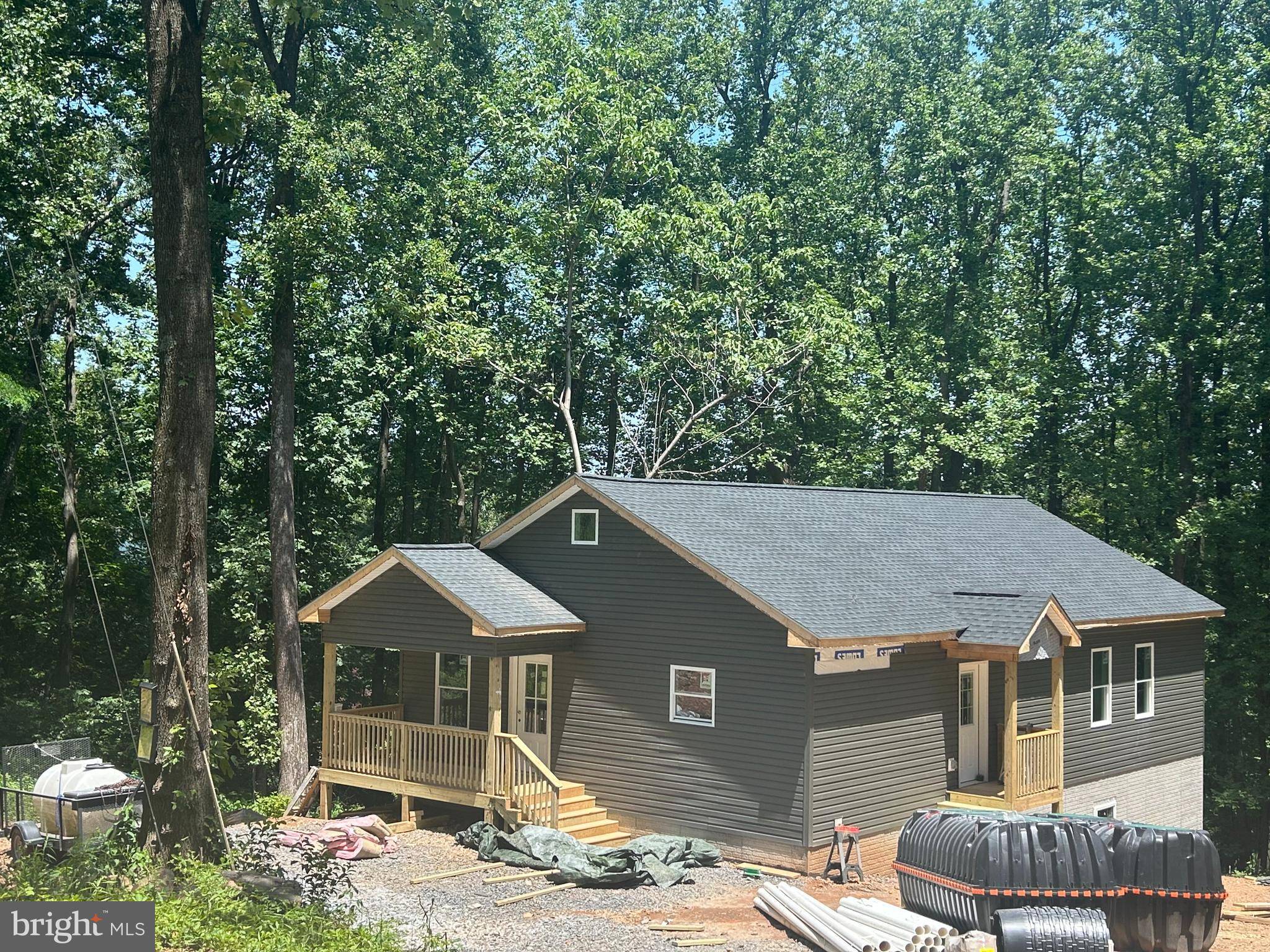 130 HIGHLAND WAY, Chester Gap, VA 22623