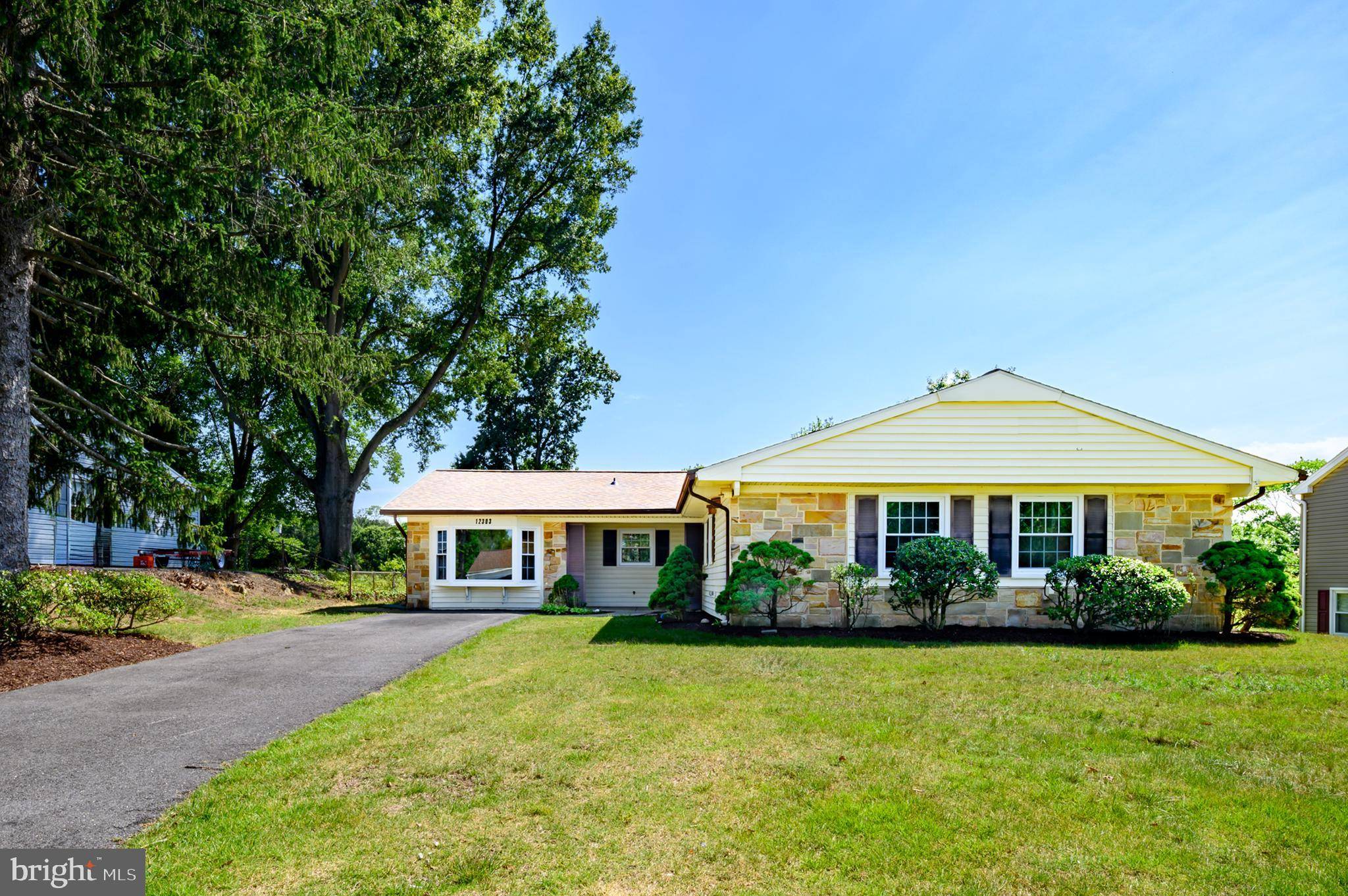 Bowie, MD 20715,12303 MANVEL LN