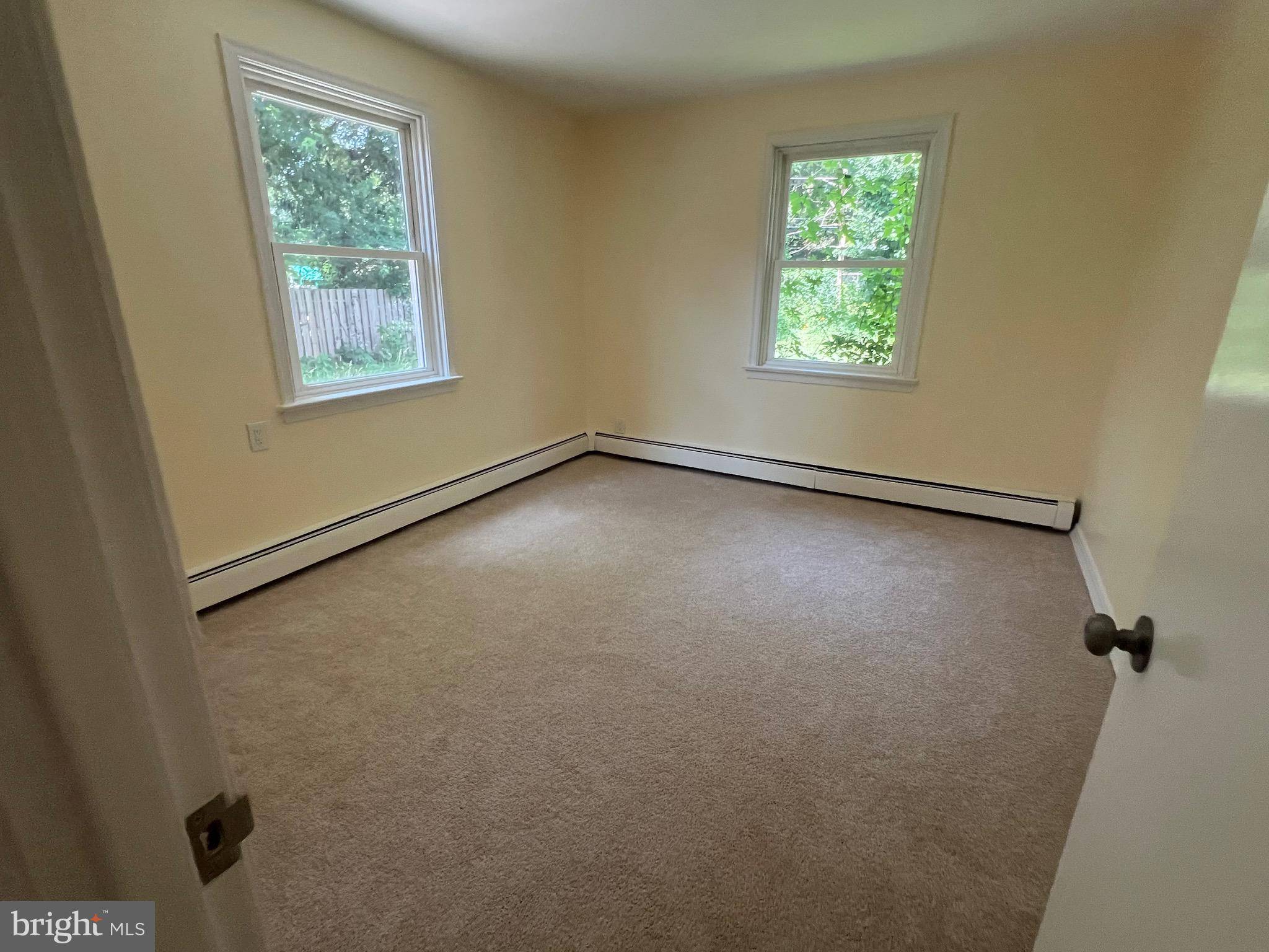 Oreland, PA 19075,1027 EDANN RD