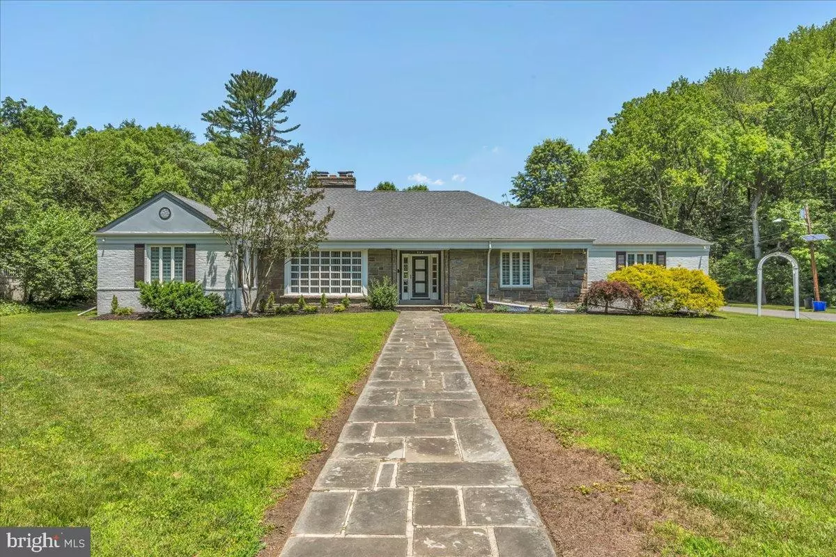 Woodbury, NJ 08096,554 COOPER ST