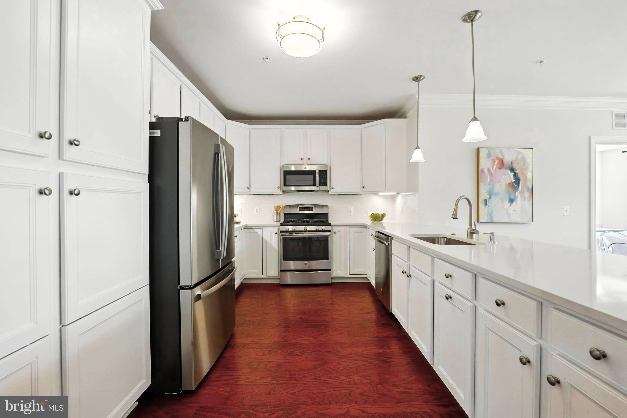 Herndon, VA 20171,3160 JOHN GLENN ST #306