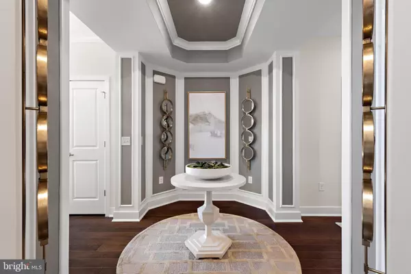 Monroe Township, NJ 08831,11 GALERIE CT