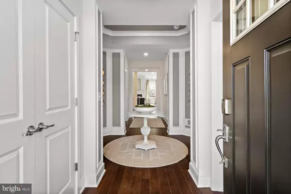 Monroe Township, NJ 08831,11 GALERIE CT