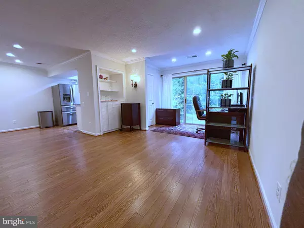 Fairfax, VA 22033,3905 GOLF TEE CT #101