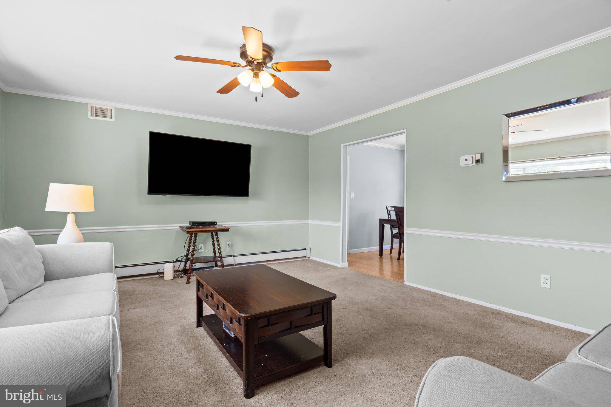 Levittown, PA 19057,85 COBALT CROSS RD
