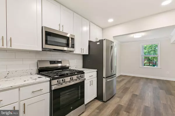 Gaithersburg, MD 20878,826 QUINCE ORCHARD BLVD #101